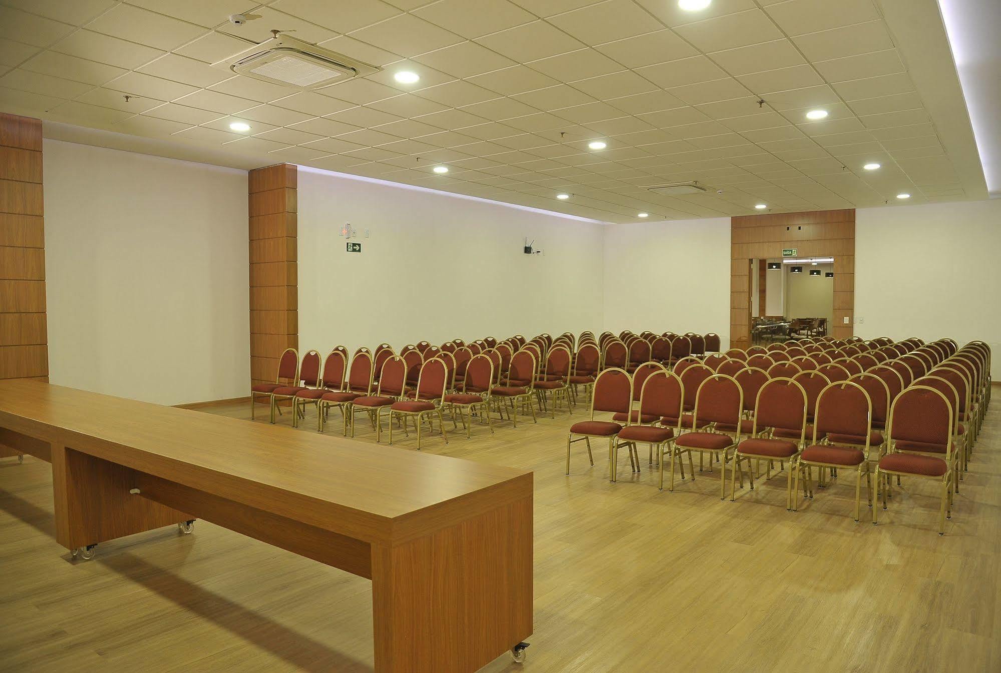Hotel Maestro Premium Cascavel กัสกาเวล ภายนอก รูปภาพ