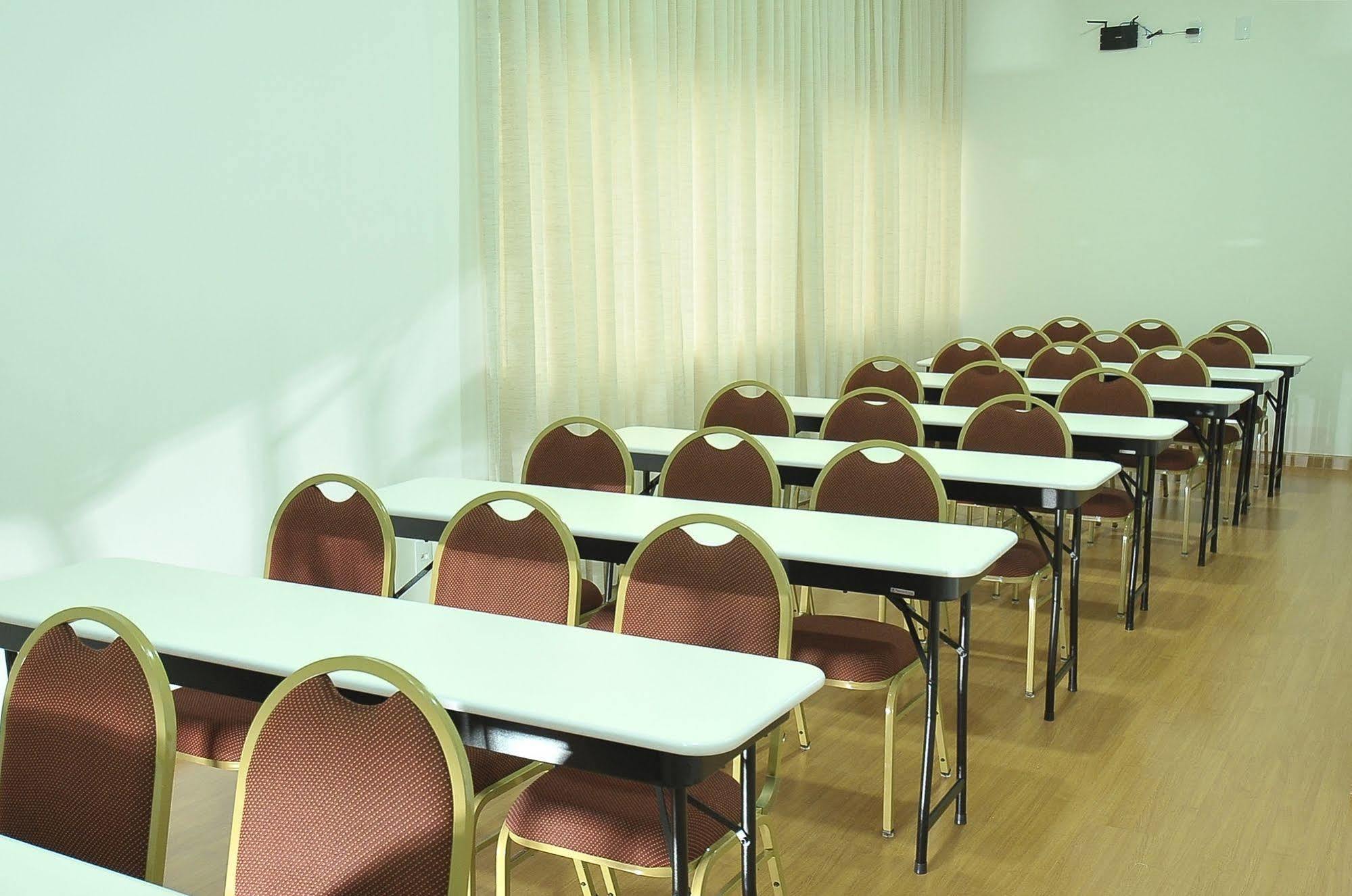 Hotel Maestro Premium Cascavel กัสกาเวล ภายนอก รูปภาพ
